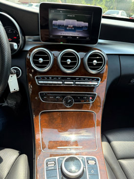 Used 2018 Mercedes-Benz C 300 4MATIC Sedan w/ Premium Package image 17