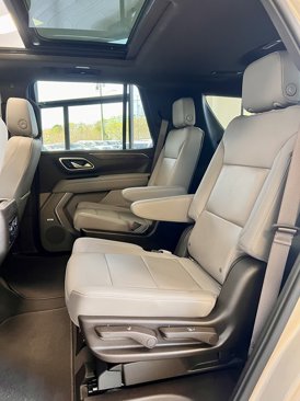Used 2021 Chevrolet Tahoe LT w/ LT Signature Package image 17
