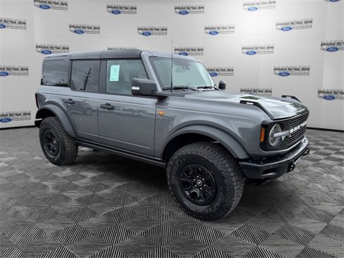 New 2025 Ford Bronco Badlands image 7