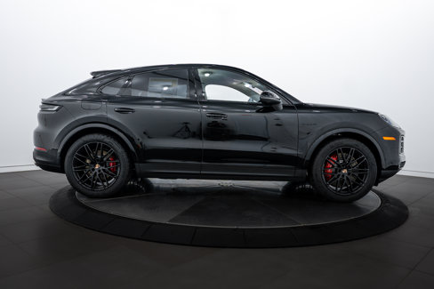 New 2026 Porsche Cayenne S image 8