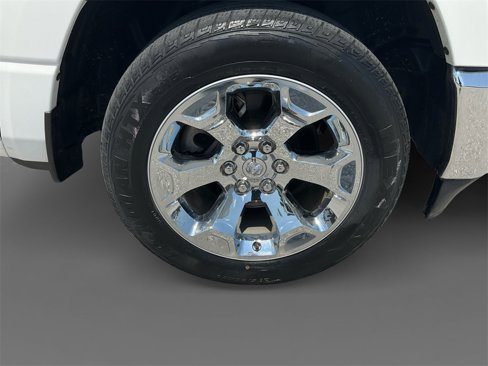 Used 2021 RAM 1500 Big Horn image 15