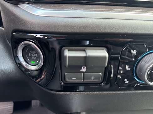 New 2026 Chevrolet Silverado 1500 LTZ image 8