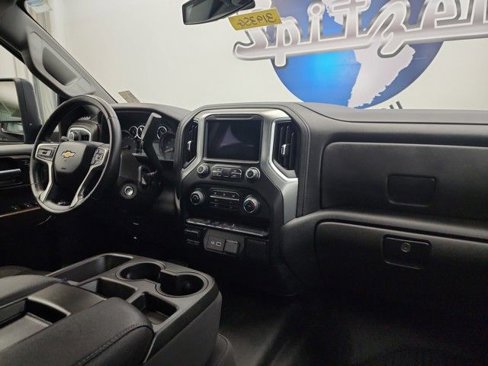 Used 2023 Chevrolet Silverado 2500 LT image 24