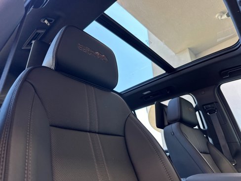 New 2025 Chevrolet Suburban High Country image 20