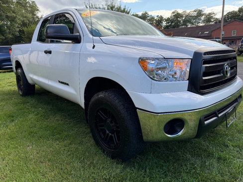 Used 2012 Toyota Tundra 4x4 Double Cab image 5