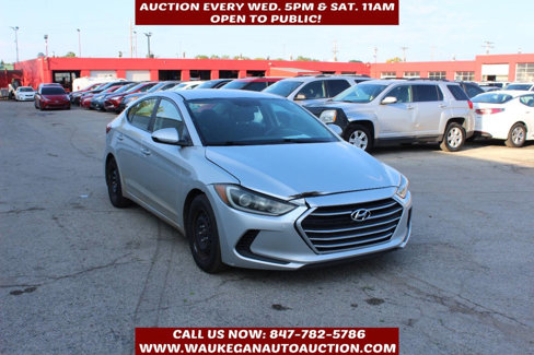 Used 2018 Hyundai Elantra SE image 3