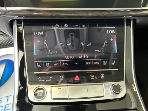 New 2025 Audi Q8 Premium Plus image 18