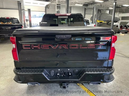 Used 2020 Chevrolet Silverado 1500 LT Trail Boss w/ Midnight Edition image 6