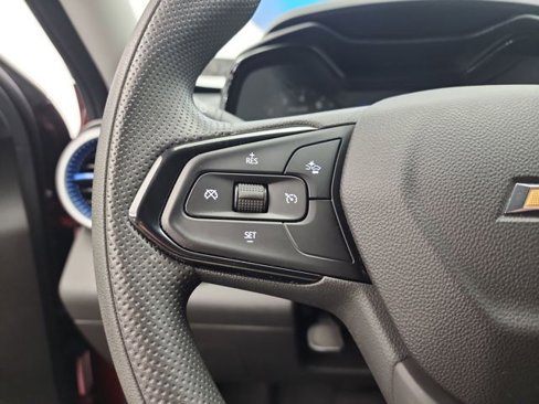 Used 2025 Chevrolet Trax LS w/ LS Convenience Package image 37