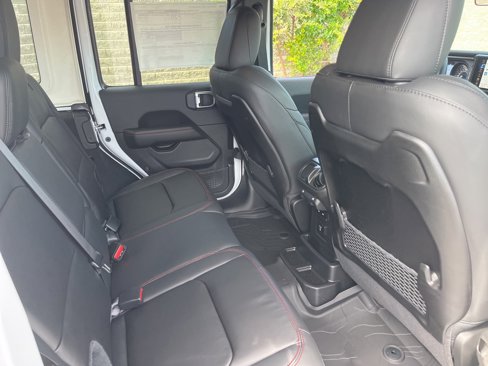 New 2025 Jeep Wrangler Unlimited Rubicon image 15