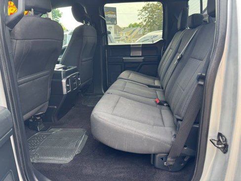 Used 2016 Ford F150 XLT w/ Equipment Group 302A Luxury image 16