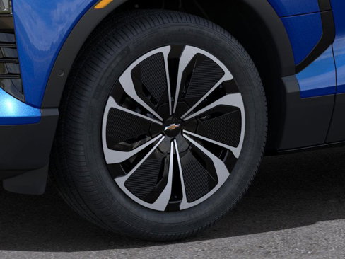 New 2025 Chevrolet Blazer EV LT image 9