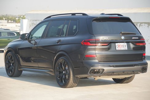 New 2026 BMW X7 M60i image 7