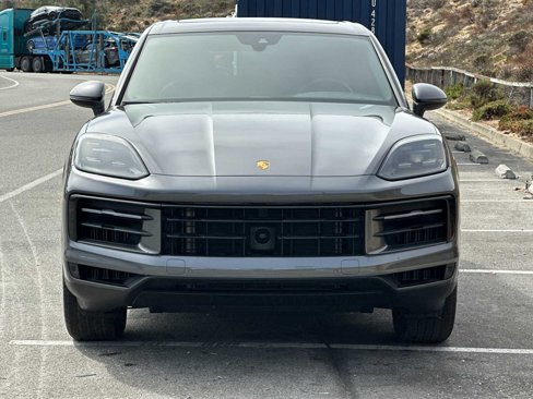 Used 2024 Porsche Cayenne image 10