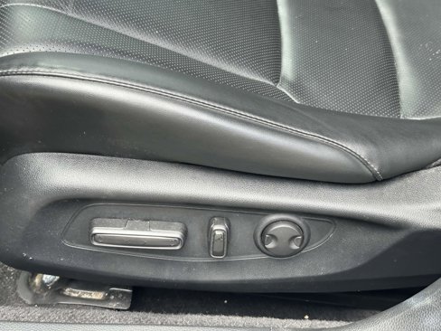 Used 2024 Honda Accord Sport image 15