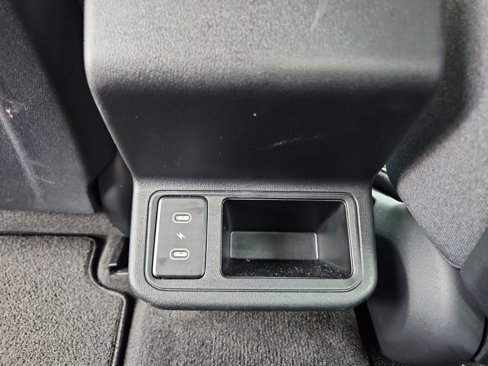 Used 2025 Kia K4 EX image 28