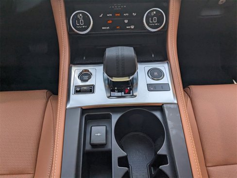 New 2026 Jaguar F-PACE R-Dynamic S image 20