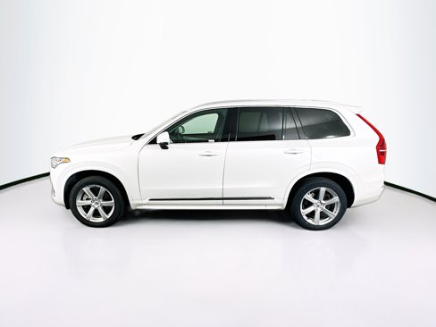 Used 2024 Volvo XC90 B5 Core image 4