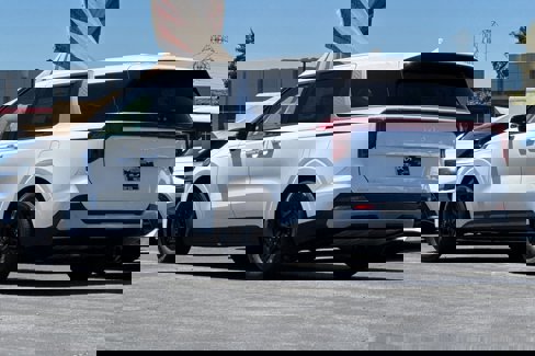 New 2026 Kia Carnival image 6