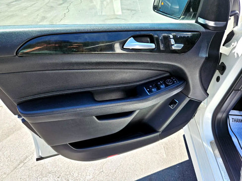 Used 2018 Mercedes-Benz GLE 43 AMG 4MATIC image 28