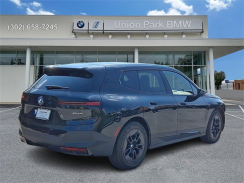 Used 2025 BMW iX xDrive50 image 4
