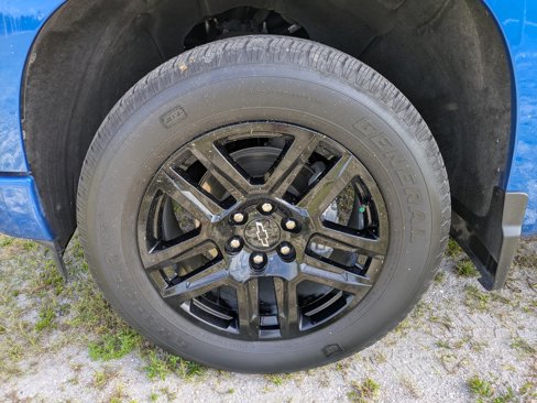 Used 2023 Chevrolet Silverado 1500 Custom w/ LPO, Dark Essentials Package image 11