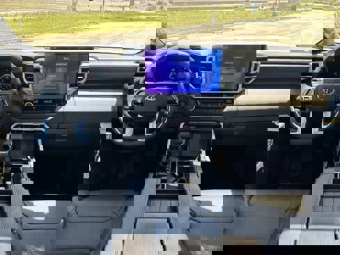 New 2025 Toyota Tundra Platinum image 20
