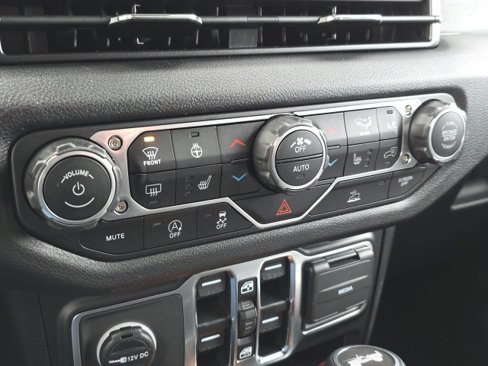 New 2025 Jeep Wrangler Sport S image 38