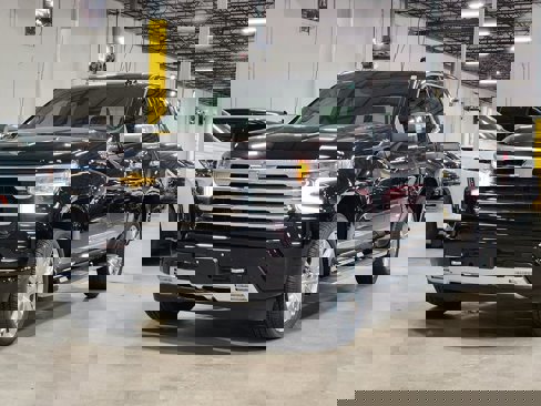 Used 2025 Chevrolet Silverado 1500 High Country w/ High Country Premium Package image 5