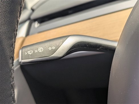 Used 2024 Tesla Model Y Long Range image 29