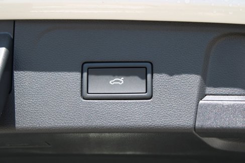 New 2026 Volkswagen Atlas SE image 21