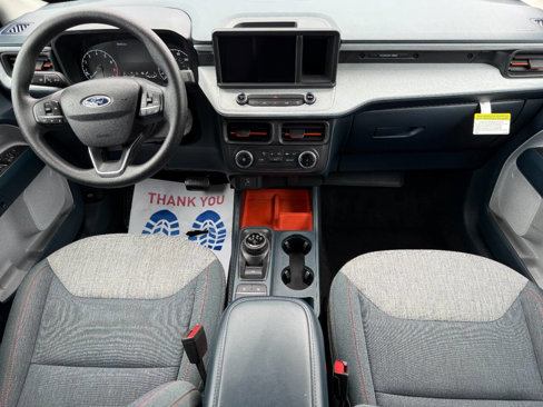 Used 2022 Ford Maverick XLT image 12