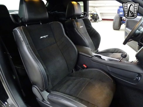 Used 2015 Dodge Challenger SRT Hellcat image 24