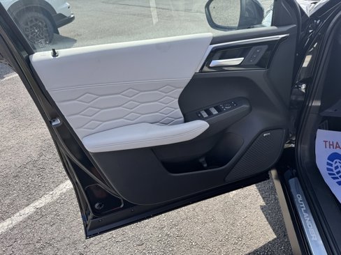 New 2025 Mitsubishi Outlander SEL image 14