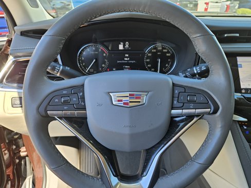 Certified 2023 Cadillac XT6 Premium Luxury w/ LPO, Premium Carpet Package image 34