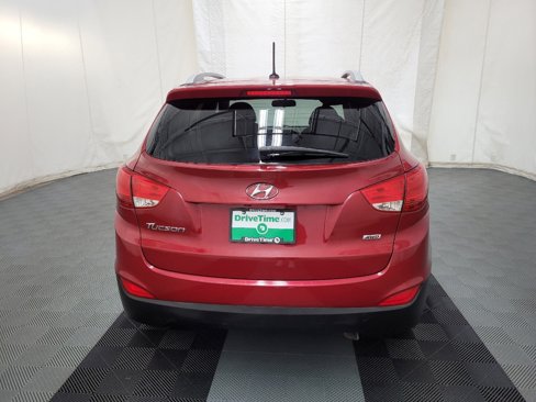 Used 2015 Hyundai Tucson SE image 7