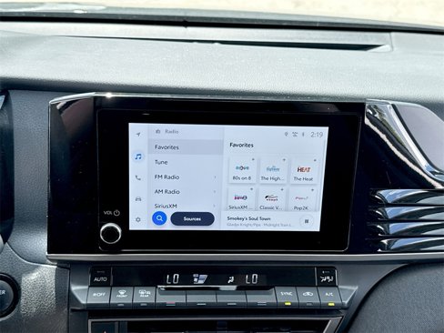 Used 2025 Toyota Camry LE image 18