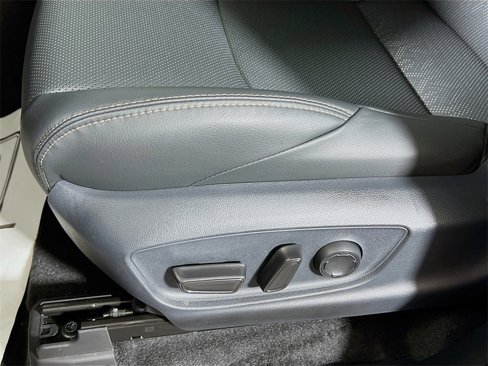 Certified 2025 Toyota Tacoma Limited image 17
