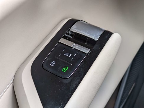 New 2025 Volvo EX90 Ultra image 21