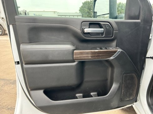 Used 2020 Chevrolet Silverado 2500 LT image 10