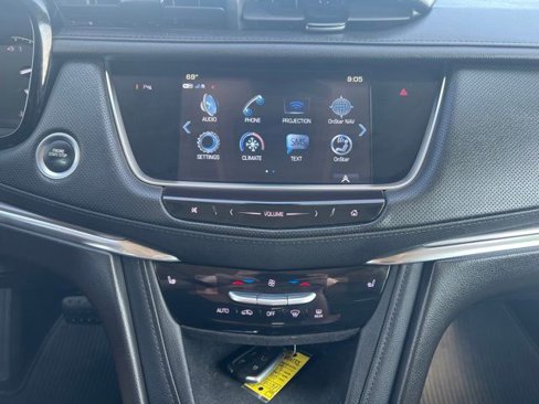 Used 2019 Cadillac XT5 Luxury image 23
