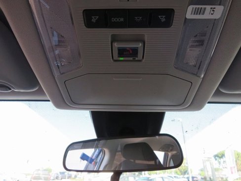 New 2025 Toyota RAV4 LE image 31