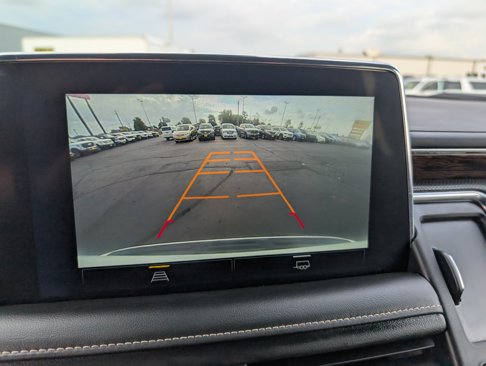 Used 2023 Chevrolet Suburban Premier image 22