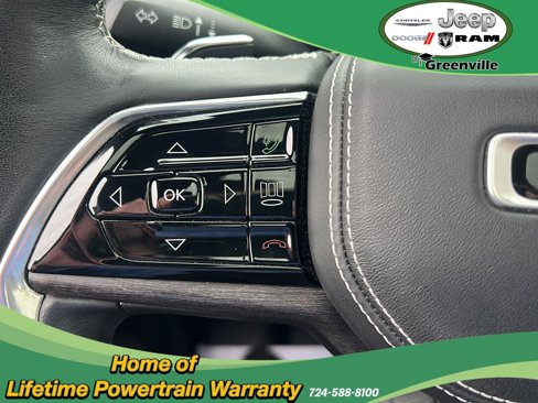 Used 2022 Jeep Grand Cherokee Overland w/ Luxury Tech Group IV image 27