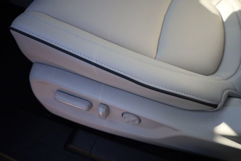 New 2026 Honda Odyssey Touring image 13