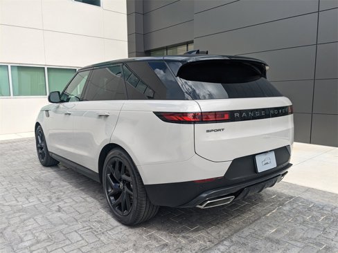 New 2025 Land Rover Range Rover Sport SE image 6