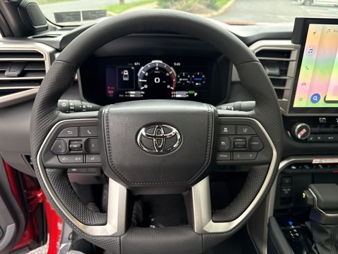 New 2025 Toyota Tundra Limited image 18