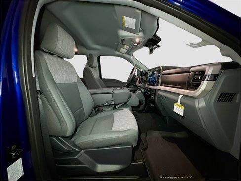 New 2026 Ford F250 XLT image 30
