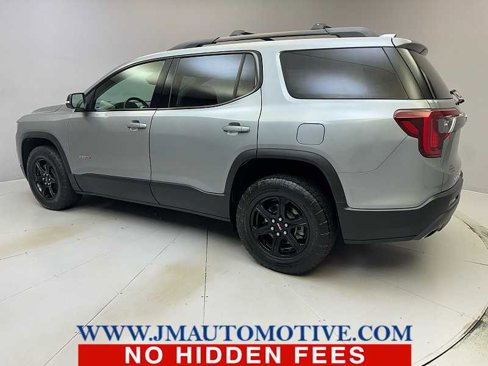 Used 2023 GMC Acadia AT4 w/ Preferred Package image 3