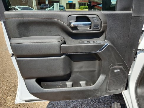 Used 2022 GMC Sierra 2500 AT4 w/ AT4 Premium Plus Package image 13